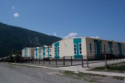 Школа в Акташе. (© ShatoOn || panoramio.com)