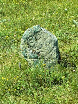 Каменные изваяния. Автор: Altrui. http://www.panoramio.com/user/2794906