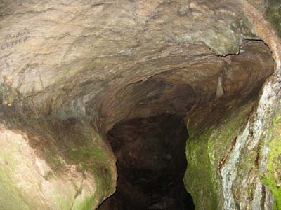 Пещера Музейная - вход. (© Spartac || panoramio.com)