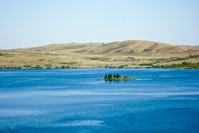 Остров на Белом озере. (© talai 45 || panoramio.com)