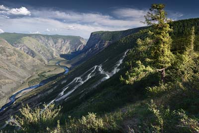 Перевал Кату-Ярык. (© Дмитрий Антипов || adima.35photo.ru)
