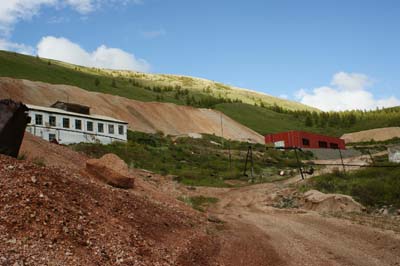 Заброшенный рудник. (© alexvarand || panoramio.com)