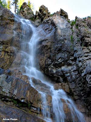 водопад Ширлак. (© Artem Pinaev || panoramio.com)