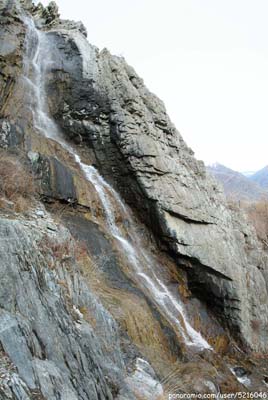 водопад Ширлак. (© grikuz || panoramio.com)