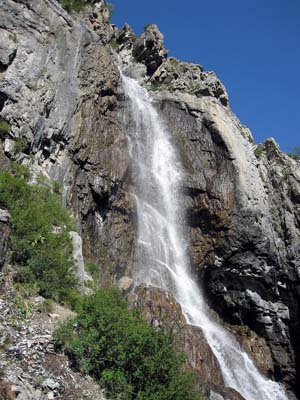 водопад Ширлак. (© offroadkazan || panoramio.com)